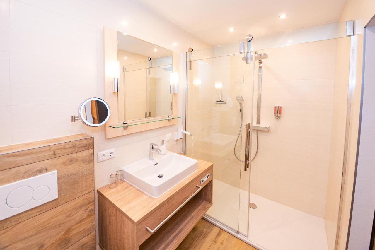 Landhotel Zellerhof Лунц ам Зее Екстериор снимка